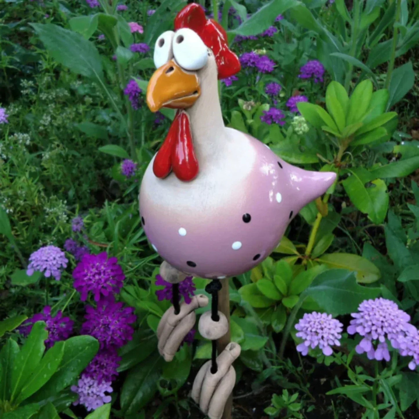 ChickCharm Tuindecoratie – Vrolijke Kippen voor een Speelse Tuinsfeer
